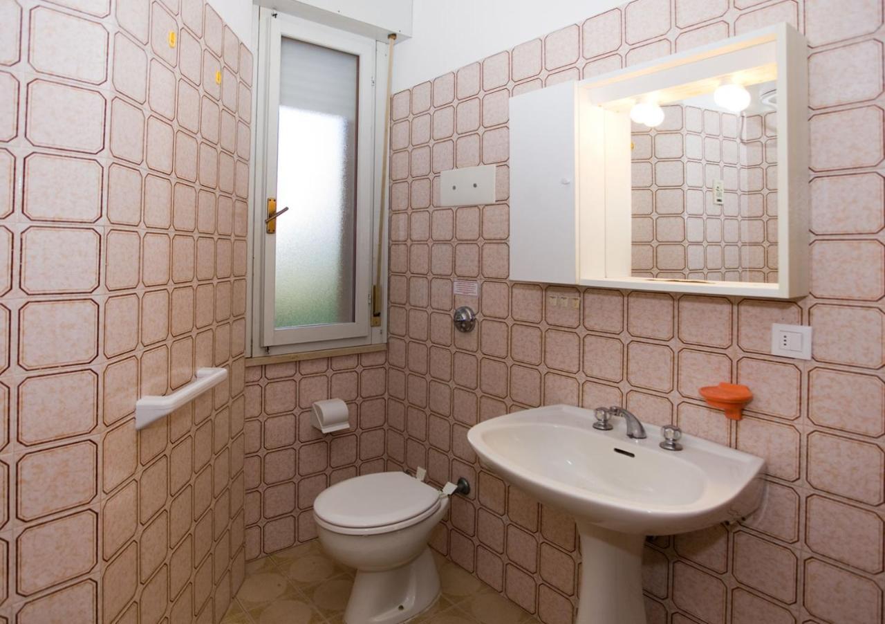 Olimpia Villa Bibione Buitenkant foto